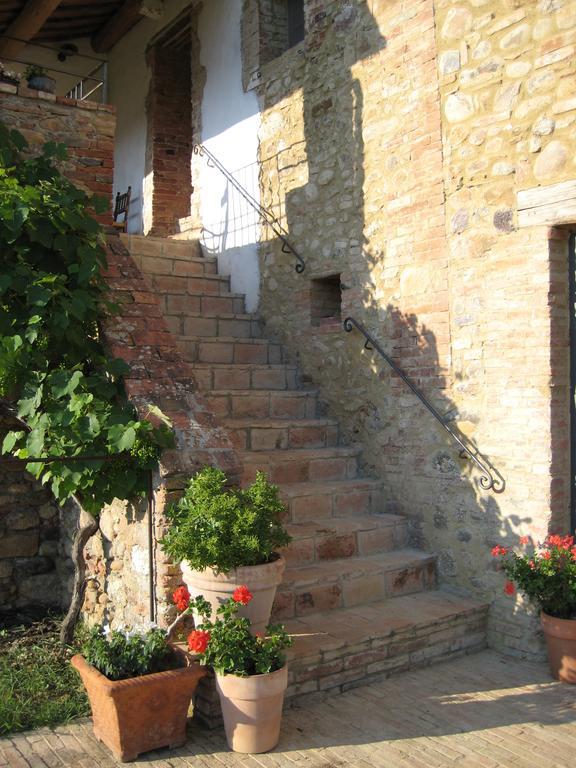 Agriturismo Il Casalino Pari Eksteriør bilde