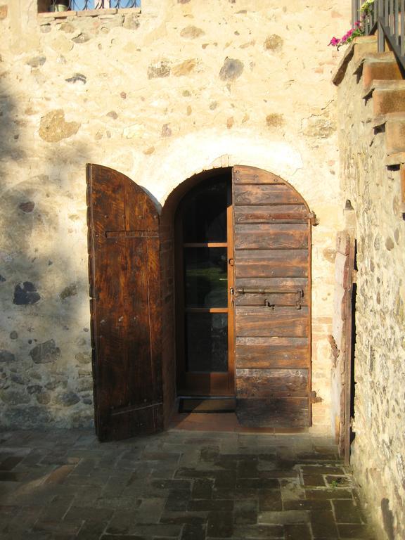 Agriturismo Il Casalino Pari Eksteriør bilde