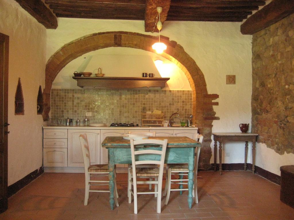 Agriturismo Il Casalino Pari Eksteriør bilde