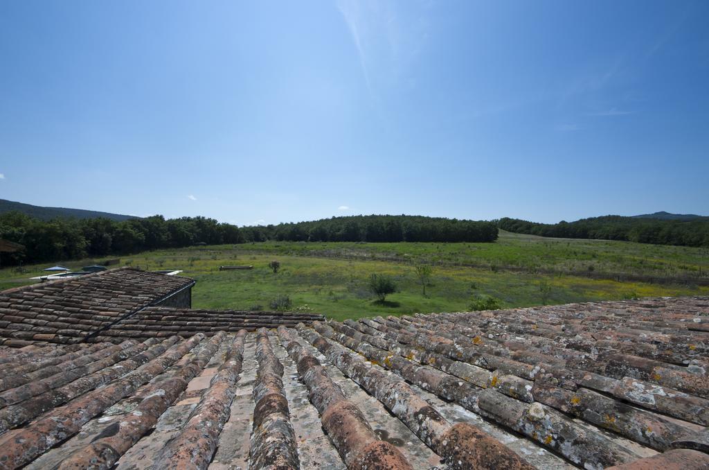 Agriturismo Il Casalino Pari Eksteriør bilde
