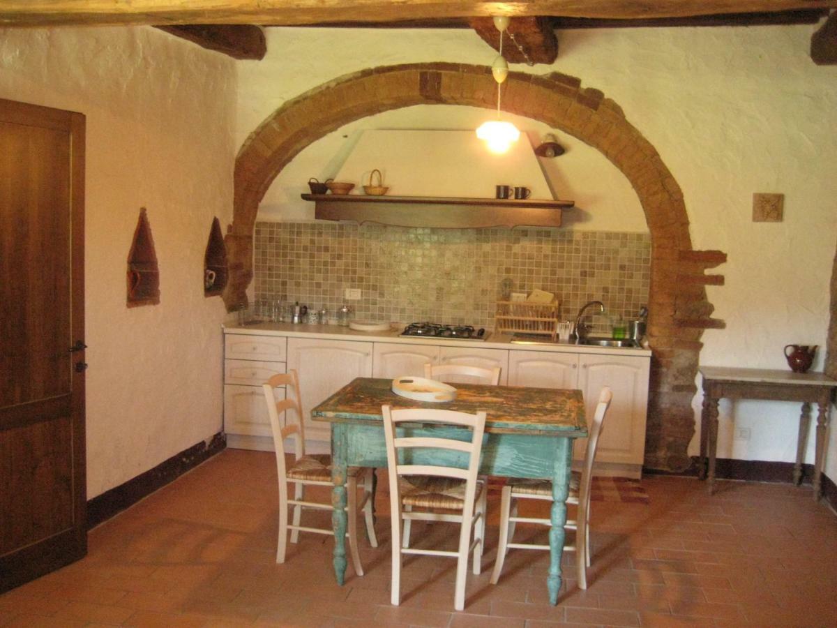 Agriturismo Il Casalino Pari Eksteriør bilde