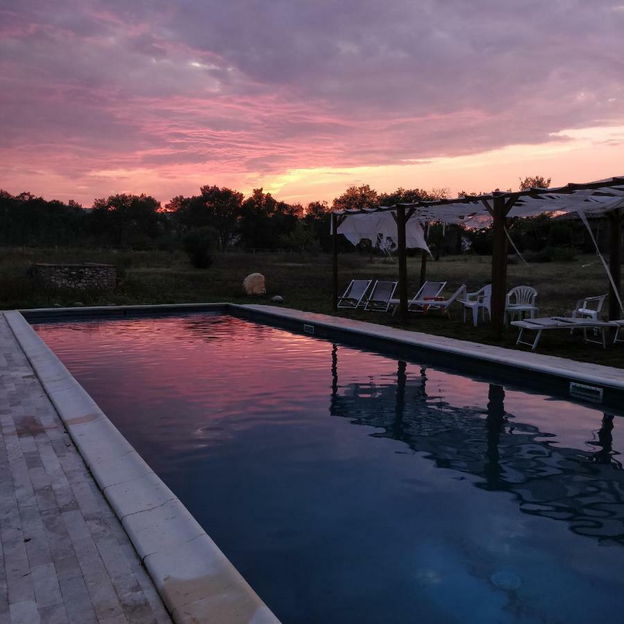 Agriturismo Il Casalino Pari Eksteriør bilde